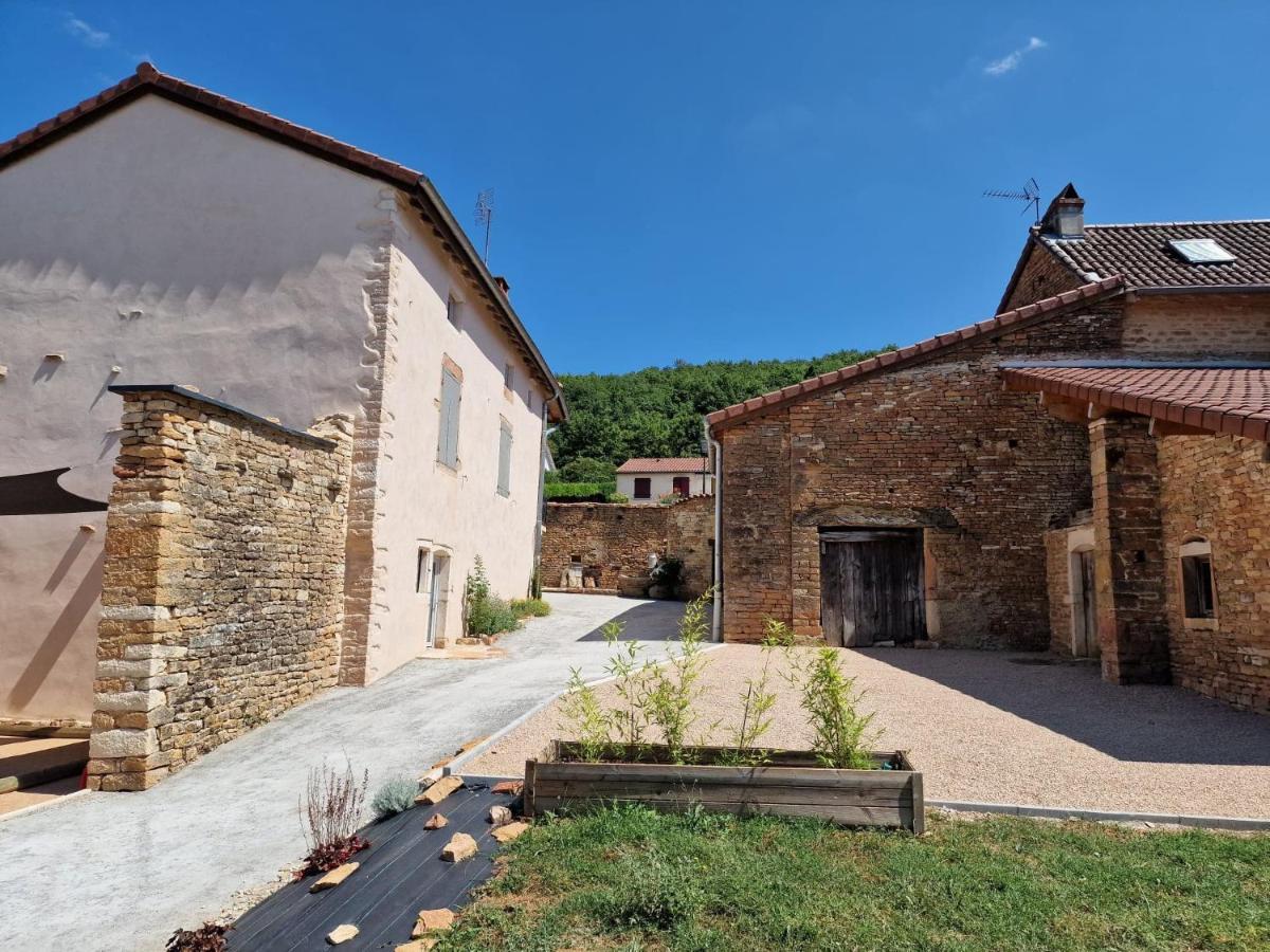 Le Clos Des Pierres Rouges Burgy Luaran gambar