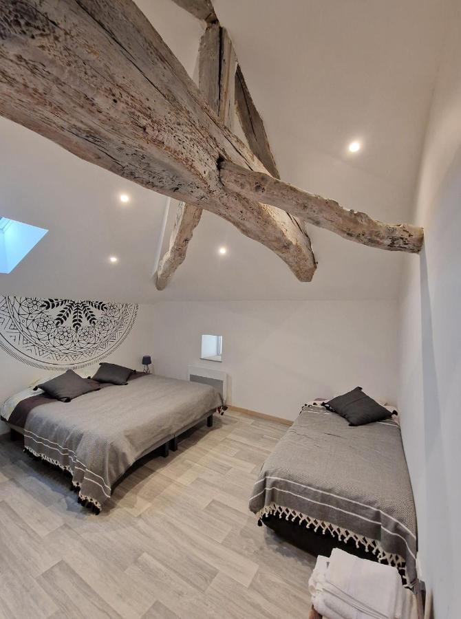Le Clos Des Pierres Rouges Burgy Luaran gambar